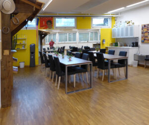 Saal-NO-Tische-2