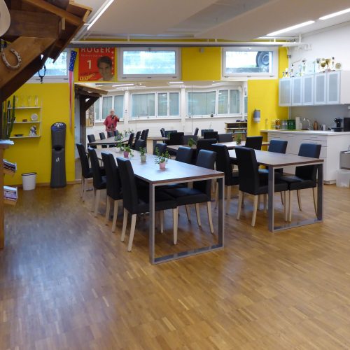 Saal-NO-Tische-2